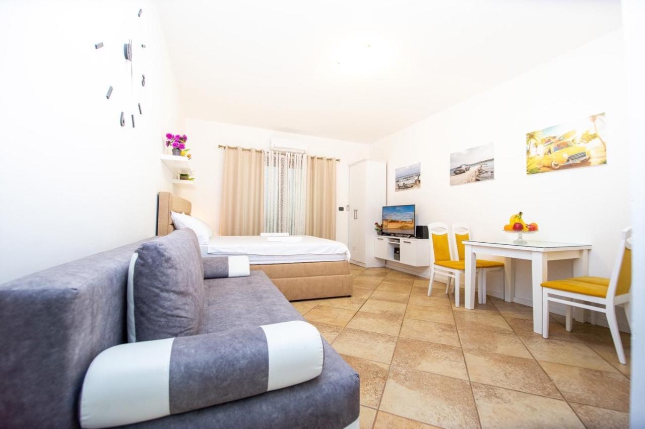 Apartment Studio Premier Rafajlovići Kültér fotó