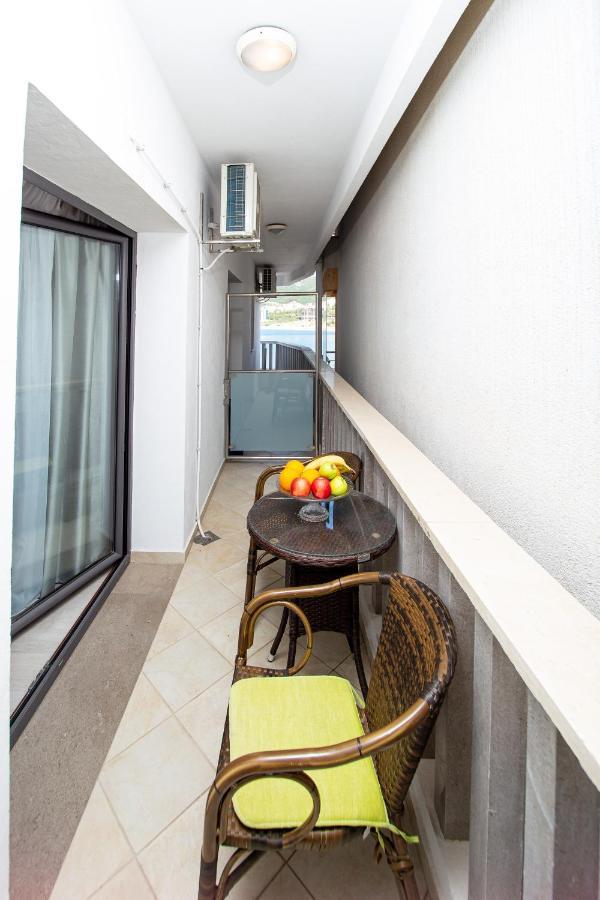 Apartment Studio Premier Rafajlovići Kültér fotó